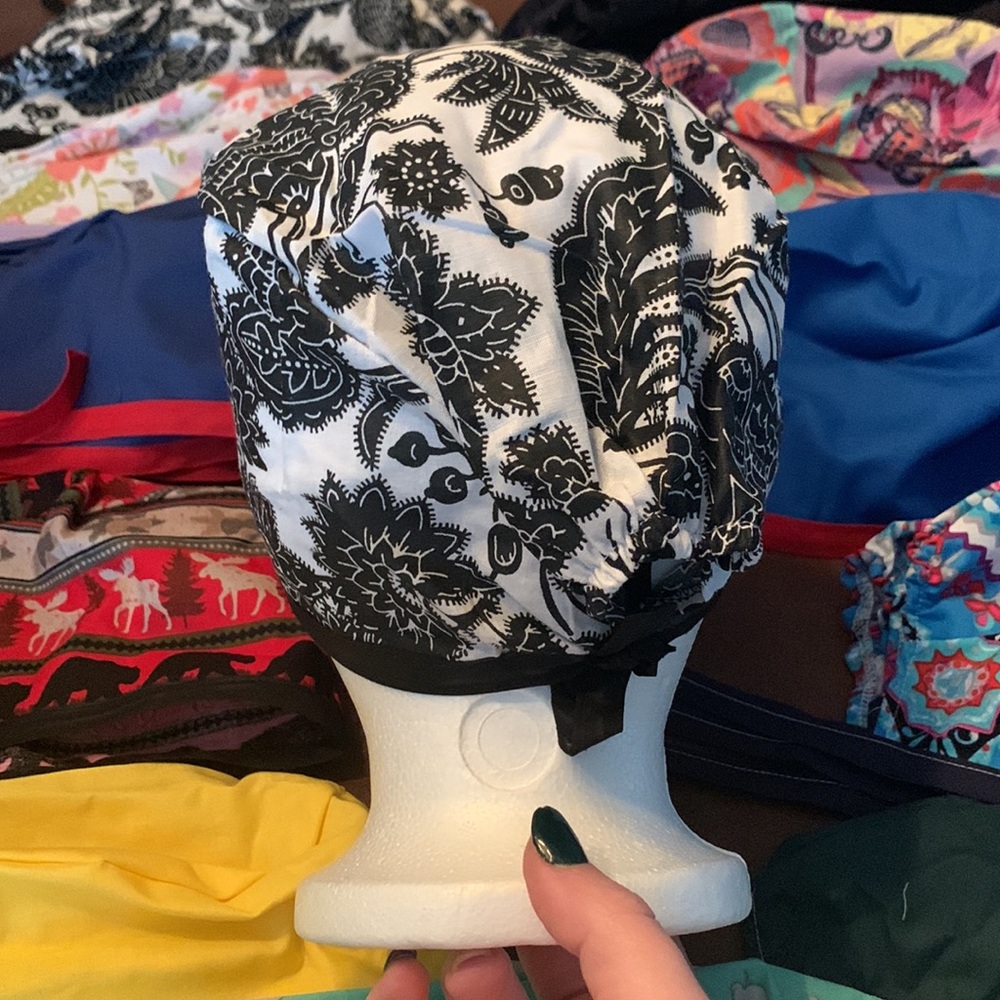 Scrub caps - Picture 3 of 3